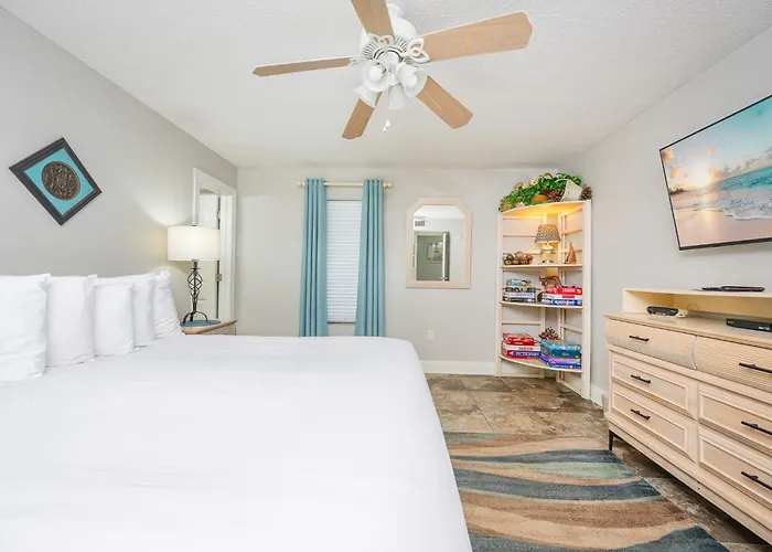 Apartment Island Winds West 380